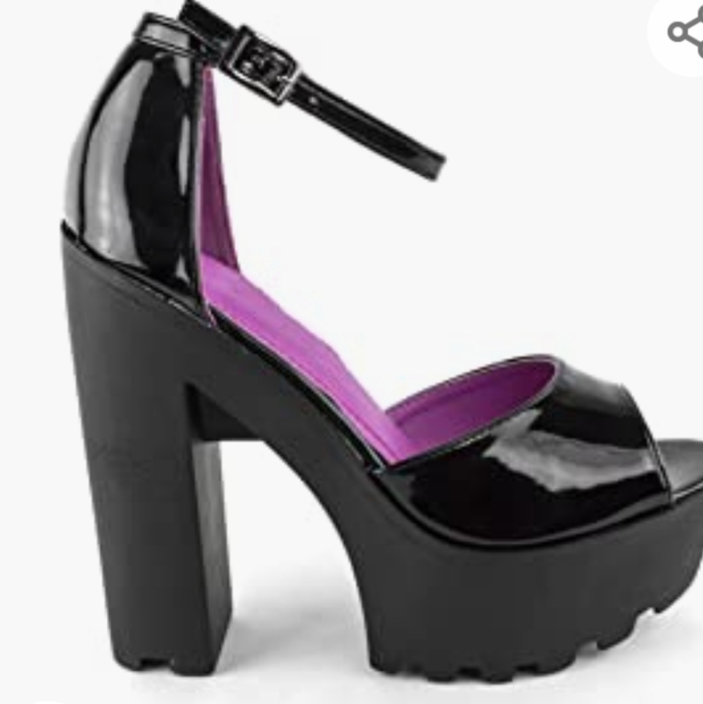 Shoe Republic Diana Buckle Closure black Heels